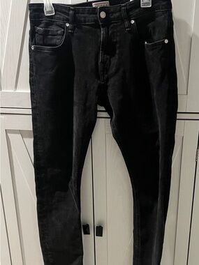 GUESS Men's Skinny Jeans in Black